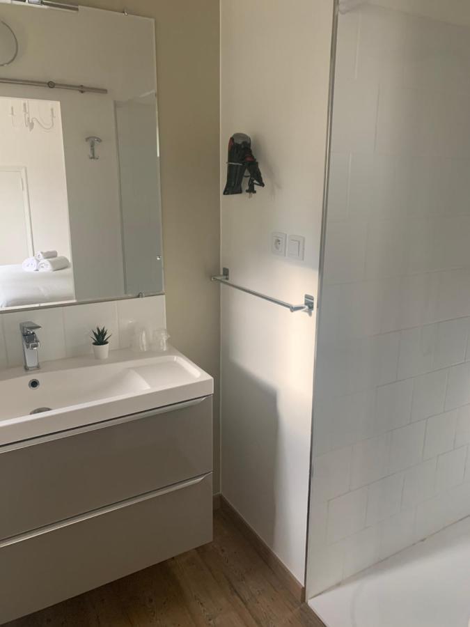 Le Patio, Chambres D Hotes Pour Adultes En Camargue, Possibilite De Naturisme A La Piscine, Емарг Екстер'єр фото