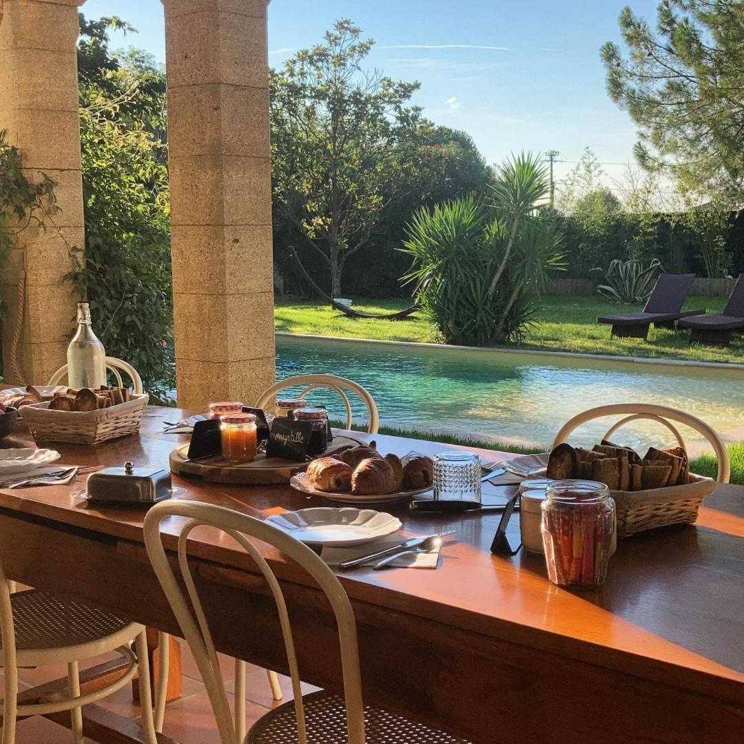 Le Patio, Chambres D Hotes Pour Adultes En Camargue, Possibilite De Naturisme A La Piscine, Емарг Екстер'єр фото
